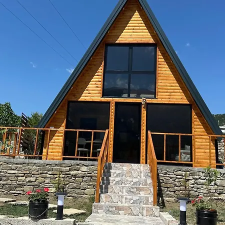 Nora's Domek alpejski Fshat i Ri (Gjirokaster)