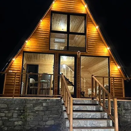 Alpehytte Nora's Fshat i Ri (Gjirokaster)