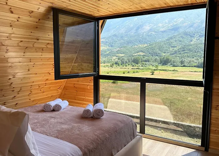 Nora's Alpesi faház Fshat i Ri (Gjirokaster)