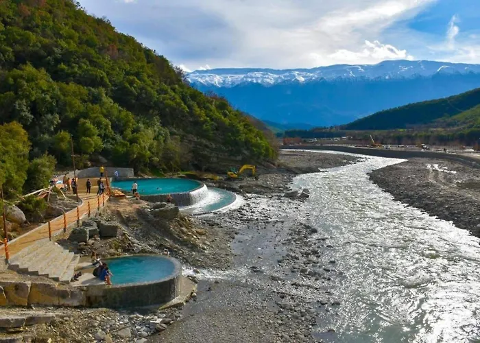 Nora's Domek alpejski Fshat i Ri (Gjirokaster)
